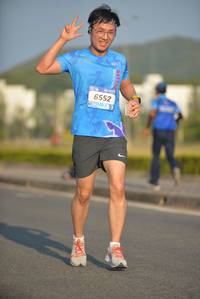 BIB: 6552
                            <button type="button" onclick="openModal(3267949)" class="btn btn-primary btn-sm float-right btn-popup" data-toggle="modal" data-target=".modal-high-quality">
                        <i class="fas fa-shopping-cart"></i> Add to Cart
                    </button>
                                            <button type="button" onclick="isThisMe(3267949, true)" class="btn btn-success btn-sm float-right btn-popup btn-isme hidden" data-toggle="tooltip" data-placement="bottom" title="นี่คือรูปของคุณใช่ไหม คลิกที่นี่เพื่อเอาเข้าอัลบั้ม">
                        <i class="fas fa-plus"></i> Add to album
                    </button>
                    <button type="button" onclick="isThisMe(3267949, false)" class="btn btn-warning btn-sm float-right btn-popup btn-isnotme hidden">
                        <i class="fas fa-ban"></i> Remove from album
                    </button>