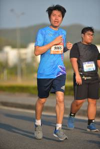 BIB: 6072
                            <button type="button" onclick="openModal(3270438)" class="btn btn-primary btn-sm float-right btn-popup" data-toggle="modal" data-target=".modal-high-quality">
                        <i class="fas fa-shopping-cart"></i> Add to Cart
                    </button>
                                            <button type="button" onclick="isThisMe(3270438, true)" class="btn btn-success btn-sm float-right btn-popup btn-isme hidden" data-toggle="tooltip" data-placement="bottom" title="นี่คือรูปของคุณใช่ไหม คลิกที่นี่เพื่อเอาเข้าอัลบั้ม">
                        <i class="fas fa-plus"></i> Add to album
                    </button>
                    <button type="button" onclick="isThisMe(3270438, false)" class="btn btn-warning btn-sm float-right btn-popup btn-isnotme hidden">
                        <i class="fas fa-ban"></i> Remove from album
                    </button>