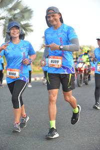 BIB: 8099, 8100
                            <button type="button" onclick="openModal(3272527)" class="btn btn-primary btn-sm float-right btn-popup" data-toggle="modal" data-target=".modal-high-quality">
                        <i class="fas fa-shopping-cart"></i> Add to Cart
                    </button>
                                            <button type="button" onclick="isThisMe(3272527, true)" class="btn btn-success btn-sm float-right btn-popup btn-isme hidden" data-toggle="tooltip" data-placement="bottom" title="นี่คือรูปของคุณใช่ไหม คลิกที่นี่เพื่อเอาเข้าอัลบั้ม">
                        <i class="fas fa-plus"></i> Add to album
                    </button>
                    <button type="button" onclick="isThisMe(3272527, false)" class="btn btn-warning btn-sm float-right btn-popup btn-isnotme hidden">
                        <i class="fas fa-ban"></i> Remove from album
                    </button>