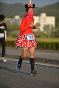 BIB: 6802
                            <button type="button" onclick="openModal(3270063)" class="btn btn-primary btn-sm float-right btn-popup" data-toggle="modal" data-target=".modal-high-quality">
                        <i class="fas fa-shopping-cart"></i> Add to Cart
                    </button>
                                            <button type="button" onclick="isThisMe(3270063, true)" class="btn btn-success btn-sm float-right btn-popup btn-isme hidden" data-toggle="tooltip" data-placement="bottom" title="นี่คือรูปของคุณใช่ไหม คลิกที่นี่เพื่อเอาเข้าอัลบั้ม">
                        <i class="fas fa-plus"></i> Add to album
                    </button>
                    <button type="button" onclick="isThisMe(3270063, false)" class="btn btn-warning btn-sm float-right btn-popup btn-isnotme hidden">
                        <i class="fas fa-ban"></i> Remove from album
                    </button>