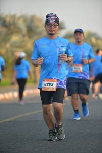 BIB: 8262
                            <button type="button" onclick="openModal(3289905)" class="btn btn-primary btn-sm float-right btn-popup" data-toggle="modal" data-target=".modal-high-quality">
                        <i class="fas fa-shopping-cart"></i> Add to Cart
                    </button>
                                            <button type="button" onclick="isThisMe(3289905, true)" class="btn btn-success btn-sm float-right btn-popup btn-isme hidden" data-toggle="tooltip" data-placement="bottom" title="นี่คือรูปของคุณใช่ไหม คลิกที่นี่เพื่อเอาเข้าอัลบั้ม">
                        <i class="fas fa-plus"></i> Add to album
                    </button>
                    <button type="button" onclick="isThisMe(3289905, false)" class="btn btn-warning btn-sm float-right btn-popup btn-isnotme hidden">
                        <i class="fas fa-ban"></i> Remove from album
                    </button>