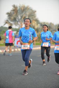BIB: 9214, 921
                            <button type="button" onclick="openModal(3294071)" class="btn btn-primary btn-sm float-right btn-popup" data-toggle="modal" data-target=".modal-high-quality">
                        <i class="fas fa-shopping-cart"></i> Add to Cart
                    </button>
                                            <button type="button" onclick="isThisMe(3294071, true)" class="btn btn-success btn-sm float-right btn-popup btn-isme hidden" data-toggle="tooltip" data-placement="bottom" title="นี่คือรูปของคุณใช่ไหม คลิกที่นี่เพื่อเอาเข้าอัลบั้ม">
                        <i class="fas fa-plus"></i> Add to album
                    </button>
                    <button type="button" onclick="isThisMe(3294071, false)" class="btn btn-warning btn-sm float-right btn-popup btn-isnotme hidden">
                        <i class="fas fa-ban"></i> Remove from album
                    </button>