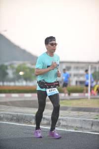 BIB: 6650
                            <button type="button" onclick="openModal(3298509)" class="btn btn-primary btn-sm float-right btn-popup" data-toggle="modal" data-target=".modal-high-quality">
                        <i class="fas fa-shopping-cart"></i> Add to Cart
                    </button>
                                            <button type="button" onclick="isThisMe(3298509, true)" class="btn btn-success btn-sm float-right btn-popup btn-isme hidden" data-toggle="tooltip" data-placement="bottom" title="นี่คือรูปของคุณใช่ไหม คลิกที่นี่เพื่อเอาเข้าอัลบั้ม">
                        <i class="fas fa-plus"></i> Add to album
                    </button>
                    <button type="button" onclick="isThisMe(3298509, false)" class="btn btn-warning btn-sm float-right btn-popup btn-isnotme hidden">
                        <i class="fas fa-ban"></i> Remove from album
                    </button>