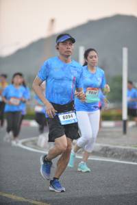 BIB: 6094
                            <button type="button" onclick="openModal(3298059)" class="btn btn-primary btn-sm float-right btn-popup" data-toggle="modal" data-target=".modal-high-quality">
                        <i class="fas fa-shopping-cart"></i> Add to Cart
                    </button>
                                            <button type="button" onclick="isThisMe(3298059, true)" class="btn btn-success btn-sm float-right btn-popup btn-isme hidden" data-toggle="tooltip" data-placement="bottom" title="นี่คือรูปของคุณใช่ไหม คลิกที่นี่เพื่อเอาเข้าอัลบั้ม">
                        <i class="fas fa-plus"></i> Add to album
                    </button>
                    <button type="button" onclick="isThisMe(3298059, false)" class="btn btn-warning btn-sm float-right btn-popup btn-isnotme hidden">
                        <i class="fas fa-ban"></i> Remove from album
                    </button>