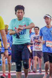 BIB: 9536
                            <button type="button" onclick="openModal(3509240)" class="btn btn-primary btn-sm float-right btn-popup" data-toggle="modal" data-target=".modal-high-quality">
                        <i class="fas fa-shopping-cart"></i> Add to Cart
                    </button>
                                            <button type="button" onclick="isThisMe(3509240, true)" class="btn btn-success btn-sm float-right btn-popup btn-isme hidden" data-toggle="tooltip" data-placement="bottom" title="นี่คือรูปของคุณใช่ไหม คลิกที่นี่เพื่อเอาเข้าอัลบั้ม">
                        <i class="fas fa-plus"></i> Add to album
                    </button>
                    <button type="button" onclick="isThisMe(3509240, false)" class="btn btn-warning btn-sm float-right btn-popup btn-isnotme hidden">
                        <i class="fas fa-ban"></i> Remove from album
                    </button>