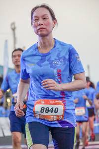 BIB: 8840
                            <button type="button" onclick="openModal(3509048)" class="btn btn-primary btn-sm float-right btn-popup" data-toggle="modal" data-target=".modal-high-quality">
                        <i class="fas fa-shopping-cart"></i> Add to Cart
                    </button>
                                            <button type="button" onclick="isThisMe(3509048, true)" class="btn btn-success btn-sm float-right btn-popup btn-isme hidden" data-toggle="tooltip" data-placement="bottom" title="นี่คือรูปของคุณใช่ไหม คลิกที่นี่เพื่อเอาเข้าอัลบั้ม">
                        <i class="fas fa-plus"></i> Add to album
                    </button>
                    <button type="button" onclick="isThisMe(3509048, false)" class="btn btn-warning btn-sm float-right btn-popup btn-isnotme hidden">
                        <i class="fas fa-ban"></i> Remove from album
                    </button>