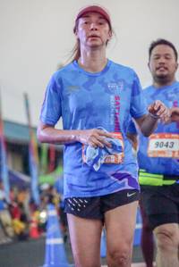 BIB: 9043
                            <button type="button" onclick="openModal(3509262)" class="btn btn-primary btn-sm float-right btn-popup" data-toggle="modal" data-target=".modal-high-quality">
                        <i class="fas fa-shopping-cart"></i> Add to Cart
                    </button>
                                            <button type="button" onclick="isThisMe(3509262, true)" class="btn btn-success btn-sm float-right btn-popup btn-isme hidden" data-toggle="tooltip" data-placement="bottom" title="นี่คือรูปของคุณใช่ไหม คลิกที่นี่เพื่อเอาเข้าอัลบั้ม">
                        <i class="fas fa-plus"></i> Add to album
                    </button>
                    <button type="button" onclick="isThisMe(3509262, false)" class="btn btn-warning btn-sm float-right btn-popup btn-isnotme hidden">
                        <i class="fas fa-ban"></i> Remove from album
                    </button>