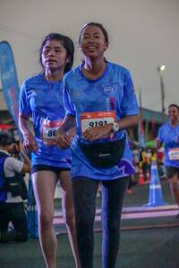 BIB: 910
                            <button type="button" onclick="openModal(3505936)" class="btn btn-primary btn-sm float-right btn-popup" data-toggle="modal" data-target=".modal-high-quality">
                        <i class="fas fa-shopping-cart"></i> Add to Cart
                    </button>
                                            <button type="button" onclick="isThisMe(3505936, true)" class="btn btn-success btn-sm float-right btn-popup btn-isme hidden" data-toggle="tooltip" data-placement="bottom" title="นี่คือรูปของคุณใช่ไหม คลิกที่นี่เพื่อเอาเข้าอัลบั้ม">
                        <i class="fas fa-plus"></i> Add to album
                    </button>
                    <button type="button" onclick="isThisMe(3505936, false)" class="btn btn-warning btn-sm float-right btn-popup btn-isnotme hidden">
                        <i class="fas fa-ban"></i> Remove from album
                    </button>