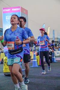 BIB: 8801, 8323
                            <button type="button" onclick="openModal(3505876)" class="btn btn-primary btn-sm float-right btn-popup" data-toggle="modal" data-target=".modal-high-quality">
                        <i class="fas fa-shopping-cart"></i> Add to Cart
                    </button>
                                            <button type="button" onclick="isThisMe(3505876, true)" class="btn btn-success btn-sm float-right btn-popup btn-isme hidden" data-toggle="tooltip" data-placement="bottom" title="นี่คือรูปของคุณใช่ไหม คลิกที่นี่เพื่อเอาเข้าอัลบั้ม">
                        <i class="fas fa-plus"></i> Add to album
                    </button>
                    <button type="button" onclick="isThisMe(3505876, false)" class="btn btn-warning btn-sm float-right btn-popup btn-isnotme hidden">
                        <i class="fas fa-ban"></i> Remove from album
                    </button>