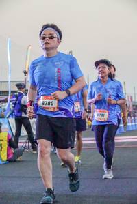 BIB: 8780, 8781
                            <button type="button" onclick="openModal(3460489)" class="btn btn-primary btn-sm float-right btn-popup" data-toggle="modal" data-target=".modal-high-quality">
                        <i class="fas fa-shopping-cart"></i> Add to Cart
                    </button>
                                            <button type="button" onclick="isThisMe(3460489, true)" class="btn btn-success btn-sm float-right btn-popup btn-isme hidden" data-toggle="tooltip" data-placement="bottom" title="นี่คือรูปของคุณใช่ไหม คลิกที่นี่เพื่อเอาเข้าอัลบั้ม">
                        <i class="fas fa-plus"></i> Add to album
                    </button>
                    <button type="button" onclick="isThisMe(3460489, false)" class="btn btn-warning btn-sm float-right btn-popup btn-isnotme hidden">
                        <i class="fas fa-ban"></i> Remove from album
                    </button>