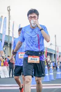 BIB: 865, 8055
                            <button type="button" onclick="openModal(3508243)" class="btn btn-primary btn-sm float-right btn-popup" data-toggle="modal" data-target=".modal-high-quality">
                        <i class="fas fa-shopping-cart"></i> Add to Cart
                    </button>
                                            <button type="button" onclick="isThisMe(3508243, true)" class="btn btn-success btn-sm float-right btn-popup btn-isme hidden" data-toggle="tooltip" data-placement="bottom" title="นี่คือรูปของคุณใช่ไหม คลิกที่นี่เพื่อเอาเข้าอัลบั้ม">
                        <i class="fas fa-plus"></i> Add to album
                    </button>
                    <button type="button" onclick="isThisMe(3508243, false)" class="btn btn-warning btn-sm float-right btn-popup btn-isnotme hidden">
                        <i class="fas fa-ban"></i> Remove from album
                    </button>