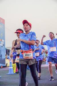 BIB: 9472, 8137
                            <button type="button" onclick="openModal(3505743)" class="btn btn-primary btn-sm float-right btn-popup" data-toggle="modal" data-target=".modal-high-quality">
                        <i class="fas fa-shopping-cart"></i> Add to Cart
                    </button>
                                            <button type="button" onclick="isThisMe(3505743, true)" class="btn btn-success btn-sm float-right btn-popup btn-isme hidden" data-toggle="tooltip" data-placement="bottom" title="นี่คือรูปของคุณใช่ไหม คลิกที่นี่เพื่อเอาเข้าอัลบั้ม">
                        <i class="fas fa-plus"></i> Add to album
                    </button>
                    <button type="button" onclick="isThisMe(3505743, false)" class="btn btn-warning btn-sm float-right btn-popup btn-isnotme hidden">
                        <i class="fas fa-ban"></i> Remove from album
                    </button>