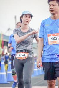 BIB: 9026, 9184
                            <button type="button" onclick="openModal(3508898)" class="btn btn-primary btn-sm float-right btn-popup" data-toggle="modal" data-target=".modal-high-quality">
                        <i class="fas fa-shopping-cart"></i> Add to Cart
                    </button>
                                            <button type="button" onclick="isThisMe(3508898, true)" class="btn btn-success btn-sm float-right btn-popup btn-isme hidden" data-toggle="tooltip" data-placement="bottom" title="นี่คือรูปของคุณใช่ไหม คลิกที่นี่เพื่อเอาเข้าอัลบั้ม">
                        <i class="fas fa-plus"></i> Add to album
                    </button>
                    <button type="button" onclick="isThisMe(3508898, false)" class="btn btn-warning btn-sm float-right btn-popup btn-isnotme hidden">
                        <i class="fas fa-ban"></i> Remove from album
                    </button>