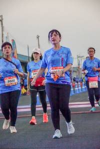 BIB: 930, 9020, 466
                            <button type="button" onclick="openModal(3505724)" class="btn btn-primary btn-sm float-right btn-popup" data-toggle="modal" data-target=".modal-high-quality">
                        <i class="fas fa-shopping-cart"></i> Add to Cart
                    </button>
                                            <button type="button" onclick="isThisMe(3505724, true)" class="btn btn-success btn-sm float-right btn-popup btn-isme hidden" data-toggle="tooltip" data-placement="bottom" title="นี่คือรูปของคุณใช่ไหม คลิกที่นี่เพื่อเอาเข้าอัลบั้ม">
                        <i class="fas fa-plus"></i> Add to album
                    </button>
                    <button type="button" onclick="isThisMe(3505724, false)" class="btn btn-warning btn-sm float-right btn-popup btn-isnotme hidden">
                        <i class="fas fa-ban"></i> Remove from album
                    </button>