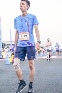 BIB: 8149
                            <button type="button" onclick="openModal(3509077)" class="btn btn-primary btn-sm float-right btn-popup" data-toggle="modal" data-target=".modal-high-quality">
                        <i class="fas fa-shopping-cart"></i> Add to Cart
                    </button>
                                            <button type="button" onclick="isThisMe(3509077, true)" class="btn btn-success btn-sm float-right btn-popup btn-isme hidden" data-toggle="tooltip" data-placement="bottom" title="นี่คือรูปของคุณใช่ไหม คลิกที่นี่เพื่อเอาเข้าอัลบั้ม">
                        <i class="fas fa-plus"></i> Add to album
                    </button>
                    <button type="button" onclick="isThisMe(3509077, false)" class="btn btn-warning btn-sm float-right btn-popup btn-isnotme hidden">
                        <i class="fas fa-ban"></i> Remove from album
                    </button>