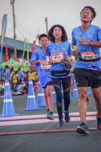 BIB: 8131, 8705
                            <button type="button" onclick="openModal(3509213)" class="btn btn-primary btn-sm float-right btn-popup" data-toggle="modal" data-target=".modal-high-quality">
                        <i class="fas fa-shopping-cart"></i> Add to Cart
                    </button>
                                            <button type="button" onclick="isThisMe(3509213, true)" class="btn btn-success btn-sm float-right btn-popup btn-isme hidden" data-toggle="tooltip" data-placement="bottom" title="นี่คือรูปของคุณใช่ไหม คลิกที่นี่เพื่อเอาเข้าอัลบั้ม">
                        <i class="fas fa-plus"></i> Add to album
                    </button>
                    <button type="button" onclick="isThisMe(3509213, false)" class="btn btn-warning btn-sm float-right btn-popup btn-isnotme hidden">
                        <i class="fas fa-ban"></i> Remove from album
                    </button>