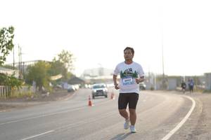 BIB: 
                            <button type="button" onclick="openModal(3305840)" class="btn btn-primary btn-sm float-right btn-popup" data-toggle="modal" data-target=".modal-high-quality">
                        <i class="fas fa-shopping-cart"></i> Add to Cart
                    </button>
                                            <button type="button" onclick="isThisMe(3305840, true)" class="btn btn-success btn-sm float-right btn-popup btn-isme hidden" data-toggle="tooltip" data-placement="bottom" title="นี่คือรูปของคุณใช่ไหม คลิกที่นี่เพื่อเอาเข้าอัลบั้ม">
                        <i class="fas fa-plus"></i> Add to album
                    </button>
                    <button type="button" onclick="isThisMe(3305840, false)" class="btn btn-warning btn-sm float-right btn-popup btn-isnotme hidden">
                        <i class="fas fa-ban"></i> Remove from album
                    </button>