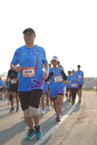 BIB: 8128
                            <button type="button" onclick="openModal(3304358)" class="btn btn-primary btn-sm float-right btn-popup" data-toggle="modal" data-target=".modal-high-quality">
                        <i class="fas fa-shopping-cart"></i> Add to Cart
                    </button>
                                            <button type="button" onclick="isThisMe(3304358, true)" class="btn btn-success btn-sm float-right btn-popup btn-isme hidden" data-toggle="tooltip" data-placement="bottom" title="นี่คือรูปของคุณใช่ไหม คลิกที่นี่เพื่อเอาเข้าอัลบั้ม">
                        <i class="fas fa-plus"></i> Add to album
                    </button>
                    <button type="button" onclick="isThisMe(3304358, false)" class="btn btn-warning btn-sm float-right btn-popup btn-isnotme hidden">
                        <i class="fas fa-ban"></i> Remove from album
                    </button>