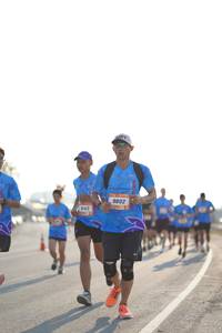 BIB: 9802
                            <button type="button" onclick="openModal(3303529)" class="btn btn-primary btn-sm float-right btn-popup" data-toggle="modal" data-target=".modal-high-quality">
                        <i class="fas fa-shopping-cart"></i> Add to Cart
                    </button>
                                            <button type="button" onclick="isThisMe(3303529, true)" class="btn btn-success btn-sm float-right btn-popup btn-isme hidden" data-toggle="tooltip" data-placement="bottom" title="นี่คือรูปของคุณใช่ไหม คลิกที่นี่เพื่อเอาเข้าอัลบั้ม">
                        <i class="fas fa-plus"></i> Add to album
                    </button>
                    <button type="button" onclick="isThisMe(3303529, false)" class="btn btn-warning btn-sm float-right btn-popup btn-isnotme hidden">
                        <i class="fas fa-ban"></i> Remove from album
                    </button>