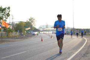 BIB: 9298
                            <button type="button" onclick="openModal(3305723)" class="btn btn-primary btn-sm float-right btn-popup" data-toggle="modal" data-target=".modal-high-quality">
                        <i class="fas fa-shopping-cart"></i> Add to Cart
                    </button>
                                            <button type="button" onclick="isThisMe(3305723, true)" class="btn btn-success btn-sm float-right btn-popup btn-isme hidden" data-toggle="tooltip" data-placement="bottom" title="นี่คือรูปของคุณใช่ไหม คลิกที่นี่เพื่อเอาเข้าอัลบั้ม">
                        <i class="fas fa-plus"></i> Add to album
                    </button>
                    <button type="button" onclick="isThisMe(3305723, false)" class="btn btn-warning btn-sm float-right btn-popup btn-isnotme hidden">
                        <i class="fas fa-ban"></i> Remove from album
                    </button>