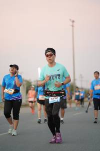 BIB: 6650
                            <button type="button" onclick="openModal(3239693)" class="btn btn-primary btn-sm float-right btn-popup" data-toggle="modal" data-target=".modal-high-quality">
                        <i class="fas fa-shopping-cart"></i> Add to Cart
                    </button>
                                            <button type="button" onclick="isThisMe(3239693, true)" class="btn btn-success btn-sm float-right btn-popup btn-isme hidden" data-toggle="tooltip" data-placement="bottom" title="นี่คือรูปของคุณใช่ไหม คลิกที่นี่เพื่อเอาเข้าอัลบั้ม">
                        <i class="fas fa-plus"></i> Add to album
                    </button>
                    <button type="button" onclick="isThisMe(3239693, false)" class="btn btn-warning btn-sm float-right btn-popup btn-isnotme hidden">
                        <i class="fas fa-ban"></i> Remove from album
                    </button>