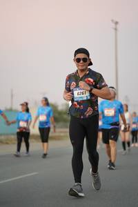 BIB: 6261
                            <button type="button" onclick="openModal(3239880)" class="btn btn-primary btn-sm float-right btn-popup" data-toggle="modal" data-target=".modal-high-quality">
                        <i class="fas fa-shopping-cart"></i> Add to Cart
                    </button>
                                            <button type="button" onclick="isThisMe(3239880, true)" class="btn btn-success btn-sm float-right btn-popup btn-isme hidden" data-toggle="tooltip" data-placement="bottom" title="นี่คือรูปของคุณใช่ไหม คลิกที่นี่เพื่อเอาเข้าอัลบั้ม">
                        <i class="fas fa-plus"></i> Add to album
                    </button>
                    <button type="button" onclick="isThisMe(3239880, false)" class="btn btn-warning btn-sm float-right btn-popup btn-isnotme hidden">
                        <i class="fas fa-ban"></i> Remove from album
                    </button>