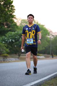 BIB: 6290
                            <button type="button" onclick="openModal(3212331)" class="btn btn-primary btn-sm float-right btn-popup" data-toggle="modal" data-target=".modal-high-quality">
                        <i class="fas fa-shopping-cart"></i> Add to Cart
                    </button>
                                            <button type="button" onclick="isThisMe(3212331, true)" class="btn btn-success btn-sm float-right btn-popup btn-isme hidden" data-toggle="tooltip" data-placement="bottom" title="นี่คือรูปของคุณใช่ไหม คลิกที่นี่เพื่อเอาเข้าอัลบั้ม">
                        <i class="fas fa-plus"></i> Add to album
                    </button>
                    <button type="button" onclick="isThisMe(3212331, false)" class="btn btn-warning btn-sm float-right btn-popup btn-isnotme hidden">
                        <i class="fas fa-ban"></i> Remove from album
                    </button>