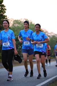 BIB: 6214, 6169, 6168
                            <button type="button" onclick="openModal(3213096)" class="btn btn-primary btn-sm float-right btn-popup" data-toggle="modal" data-target=".modal-high-quality">
                        <i class="fas fa-shopping-cart"></i> Add to Cart
                    </button>
                                            <button type="button" onclick="isThisMe(3213096, true)" class="btn btn-success btn-sm float-right btn-popup btn-isme hidden" data-toggle="tooltip" data-placement="bottom" title="นี่คือรูปของคุณใช่ไหม คลิกที่นี่เพื่อเอาเข้าอัลบั้ม">
                        <i class="fas fa-plus"></i> Add to album
                    </button>
                    <button type="button" onclick="isThisMe(3213096, false)" class="btn btn-warning btn-sm float-right btn-popup btn-isnotme hidden">
                        <i class="fas fa-ban"></i> Remove from album
                    </button>