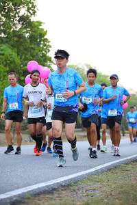 BIB: 623, 5672, 6222
                            <button type="button" onclick="openModal(3208796)" class="btn btn-primary btn-sm float-right btn-popup" data-toggle="modal" data-target=".modal-high-quality">
                        <i class="fas fa-shopping-cart"></i> Add to Cart
                    </button>
                                            <button type="button" onclick="isThisMe(3208796, true)" class="btn btn-success btn-sm float-right btn-popup btn-isme hidden" data-toggle="tooltip" data-placement="bottom" title="นี่คือรูปของคุณใช่ไหม คลิกที่นี่เพื่อเอาเข้าอัลบั้ม">
                        <i class="fas fa-plus"></i> Add to album
                    </button>
                    <button type="button" onclick="isThisMe(3208796, false)" class="btn btn-warning btn-sm float-right btn-popup btn-isnotme hidden">
                        <i class="fas fa-ban"></i> Remove from album
                    </button>