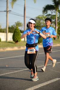 BIB: 050, 9863
                            <button type="button" onclick="openModal(3320988)" class="btn btn-primary btn-sm float-right btn-popup" data-toggle="modal" data-target=".modal-high-quality">
                        <i class="fas fa-shopping-cart"></i> Add to Cart
                    </button>
                                            <button type="button" onclick="isThisMe(3320988, true)" class="btn btn-success btn-sm float-right btn-popup btn-isme hidden" data-toggle="tooltip" data-placement="bottom" title="นี่คือรูปของคุณใช่ไหม คลิกที่นี่เพื่อเอาเข้าอัลบั้ม">
                        <i class="fas fa-plus"></i> Add to album
                    </button>
                    <button type="button" onclick="isThisMe(3320988, false)" class="btn btn-warning btn-sm float-right btn-popup btn-isnotme hidden">
                        <i class="fas fa-ban"></i> Remove from album
                    </button>