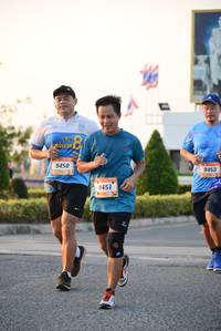 BIB: 9450, 9453, 9451
                            <button type="button" onclick="openModal(3324418)" class="btn btn-primary btn-sm float-right btn-popup" data-toggle="modal" data-target=".modal-high-quality">
                        <i class="fas fa-shopping-cart"></i> Add to Cart
                    </button>
                                            <button type="button" onclick="isThisMe(3324418, true)" class="btn btn-success btn-sm float-right btn-popup btn-isme hidden" data-toggle="tooltip" data-placement="bottom" title="นี่คือรูปของคุณใช่ไหม คลิกที่นี่เพื่อเอาเข้าอัลบั้ม">
                        <i class="fas fa-plus"></i> Add to album
                    </button>
                    <button type="button" onclick="isThisMe(3324418, false)" class="btn btn-warning btn-sm float-right btn-popup btn-isnotme hidden">
                        <i class="fas fa-ban"></i> Remove from album
                    </button>