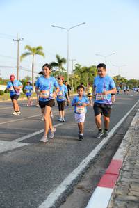 BIB: 353, 335, 9363
                            <button type="button" onclick="openModal(3323847)" class="btn btn-primary btn-sm float-right btn-popup" data-toggle="modal" data-target=".modal-high-quality">
                        <i class="fas fa-shopping-cart"></i> Add to Cart
                    </button>
                                            <button type="button" onclick="isThisMe(3323847, true)" class="btn btn-success btn-sm float-right btn-popup btn-isme hidden" data-toggle="tooltip" data-placement="bottom" title="นี่คือรูปของคุณใช่ไหม คลิกที่นี่เพื่อเอาเข้าอัลบั้ม">
                        <i class="fas fa-plus"></i> Add to album
                    </button>
                    <button type="button" onclick="isThisMe(3323847, false)" class="btn btn-warning btn-sm float-right btn-popup btn-isnotme hidden">
                        <i class="fas fa-ban"></i> Remove from album
                    </button>