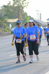 BIB: 8885, 8681
                            <button type="button" onclick="openModal(3212046)" class="btn btn-primary btn-sm float-right btn-popup" data-toggle="modal" data-target=".modal-high-quality">
                        <i class="fas fa-shopping-cart"></i> Add to Cart
                    </button>
                                            <button type="button" onclick="isThisMe(3212046, true)" class="btn btn-success btn-sm float-right btn-popup btn-isme hidden" data-toggle="tooltip" data-placement="bottom" title="นี่คือรูปของคุณใช่ไหม คลิกที่นี่เพื่อเอาเข้าอัลบั้ม">
                        <i class="fas fa-plus"></i> Add to album
                    </button>
                    <button type="button" onclick="isThisMe(3212046, false)" class="btn btn-warning btn-sm float-right btn-popup btn-isnotme hidden">
                        <i class="fas fa-ban"></i> Remove from album
                    </button>