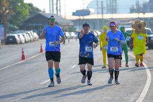 BIB: 5810, 5129
                            <button type="button" onclick="openModal(3226482)" class="btn btn-primary btn-sm float-right btn-popup" data-toggle="modal" data-target=".modal-high-quality">
                        <i class="fas fa-shopping-cart"></i> Add to Cart
                    </button>
                                            <button type="button" onclick="isThisMe(3226482, true)" class="btn btn-success btn-sm float-right btn-popup btn-isme hidden" data-toggle="tooltip" data-placement="bottom" title="นี่คือรูปของคุณใช่ไหม คลิกที่นี่เพื่อเอาเข้าอัลบั้ม">
                        <i class="fas fa-plus"></i> Add to album
                    </button>
                    <button type="button" onclick="isThisMe(3226482, false)" class="btn btn-warning btn-sm float-right btn-popup btn-isnotme hidden">
                        <i class="fas fa-ban"></i> Remove from album
                    </button>