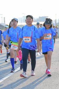 BIB: 8220, 8857
                            <button type="button" onclick="openModal(3202371)" class="btn btn-primary btn-sm float-right btn-popup" data-toggle="modal" data-target=".modal-high-quality">
                        <i class="fas fa-shopping-cart"></i> Add to Cart
                    </button>
                                            <button type="button" onclick="isThisMe(3202371, true)" class="btn btn-success btn-sm float-right btn-popup btn-isme hidden" data-toggle="tooltip" data-placement="bottom" title="นี่คือรูปของคุณใช่ไหม คลิกที่นี่เพื่อเอาเข้าอัลบั้ม">
                        <i class="fas fa-plus"></i> Add to album
                    </button>
                    <button type="button" onclick="isThisMe(3202371, false)" class="btn btn-warning btn-sm float-right btn-popup btn-isnotme hidden">
                        <i class="fas fa-ban"></i> Remove from album
                    </button>