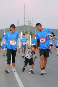 BIB: 9919, 8889
                            <button type="button" onclick="openModal(3270070)" class="btn btn-primary btn-sm float-right btn-popup" data-toggle="modal" data-target=".modal-high-quality">
                        <i class="fas fa-shopping-cart"></i> Add to Cart
                    </button>
                                            <button type="button" onclick="isThisMe(3270070, true)" class="btn btn-success btn-sm float-right btn-popup btn-isme hidden" data-toggle="tooltip" data-placement="bottom" title="นี่คือรูปของคุณใช่ไหม คลิกที่นี่เพื่อเอาเข้าอัลบั้ม">
                        <i class="fas fa-plus"></i> Add to album
                    </button>
                    <button type="button" onclick="isThisMe(3270070, false)" class="btn btn-warning btn-sm float-right btn-popup btn-isnotme hidden">
                        <i class="fas fa-ban"></i> Remove from album
                    </button>