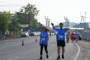 BIB: 476, 641
                            <button type="button" onclick="openModal(3224504)" class="btn btn-primary btn-sm float-right btn-popup" data-toggle="modal" data-target=".modal-high-quality">
                        <i class="fas fa-shopping-cart"></i> Add to Cart
                    </button>
                                            <button type="button" onclick="isThisMe(3224504, true)" class="btn btn-success btn-sm float-right btn-popup btn-isme hidden" data-toggle="tooltip" data-placement="bottom" title="นี่คือรูปของคุณใช่ไหม คลิกที่นี่เพื่อเอาเข้าอัลบั้ม">
                        <i class="fas fa-plus"></i> Add to album
                    </button>
                    <button type="button" onclick="isThisMe(3224504, false)" class="btn btn-warning btn-sm float-right btn-popup btn-isnotme hidden">
                        <i class="fas fa-ban"></i> Remove from album
                    </button>