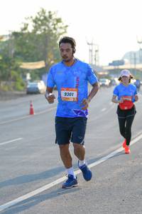 BIB: 930
                            <button type="button" onclick="openModal(3239403)" class="btn btn-primary btn-sm float-right btn-popup" data-toggle="modal" data-target=".modal-high-quality">
                        <i class="fas fa-shopping-cart"></i> Add to Cart
                    </button>
                                            <button type="button" onclick="isThisMe(3239403, true)" class="btn btn-success btn-sm float-right btn-popup btn-isme hidden" data-toggle="tooltip" data-placement="bottom" title="นี่คือรูปของคุณใช่ไหม คลิกที่นี่เพื่อเอาเข้าอัลบั้ม">
                        <i class="fas fa-plus"></i> Add to album
                    </button>
                    <button type="button" onclick="isThisMe(3239403, false)" class="btn btn-warning btn-sm float-right btn-popup btn-isnotme hidden">
                        <i class="fas fa-ban"></i> Remove from album
                    </button>