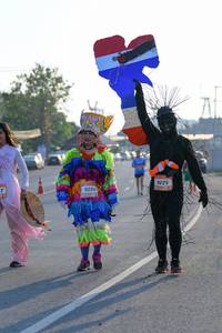 BIB: 9225, 9224, 
                            <button type="button" onclick="openModal(3229194)" class="btn btn-primary btn-sm float-right btn-popup" data-toggle="modal" data-target=".modal-high-quality">
                        <i class="fas fa-shopping-cart"></i> Add to Cart
                    </button>
                                            <button type="button" onclick="isThisMe(3229194, true)" class="btn btn-success btn-sm float-right btn-popup btn-isme hidden" data-toggle="tooltip" data-placement="bottom" title="นี่คือรูปของคุณใช่ไหม คลิกที่นี่เพื่อเอาเข้าอัลบั้ม">
                        <i class="fas fa-plus"></i> Add to album
                    </button>
                    <button type="button" onclick="isThisMe(3229194, false)" class="btn btn-warning btn-sm float-right btn-popup btn-isnotme hidden">
                        <i class="fas fa-ban"></i> Remove from album
                    </button>