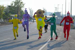 BIB: 
                            <button type="button" onclick="openModal(3175623)" class="btn btn-primary btn-sm float-right btn-popup" data-toggle="modal" data-target=".modal-high-quality">
                        <i class="fas fa-shopping-cart"></i> Add to Cart
                    </button>
                                            <button type="button" onclick="isThisMe(3175623, true)" class="btn btn-success btn-sm float-right btn-popup btn-isme hidden" data-toggle="tooltip" data-placement="bottom" title="นี่คือรูปของคุณใช่ไหม คลิกที่นี่เพื่อเอาเข้าอัลบั้ม">
                        <i class="fas fa-plus"></i> Add to album
                    </button>
                    <button type="button" onclick="isThisMe(3175623, false)" class="btn btn-warning btn-sm float-right btn-popup btn-isnotme hidden">
                        <i class="fas fa-ban"></i> Remove from album
                    </button>