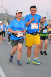 BIB: 9292, 9290
                            <button type="button" onclick="openModal(3267739)" class="btn btn-primary btn-sm float-right btn-popup" data-toggle="modal" data-target=".modal-high-quality">
                        <i class="fas fa-shopping-cart"></i> Add to Cart
                    </button>
                                            <button type="button" onclick="isThisMe(3267739, true)" class="btn btn-success btn-sm float-right btn-popup btn-isme hidden" data-toggle="tooltip" data-placement="bottom" title="นี่คือรูปของคุณใช่ไหม คลิกที่นี่เพื่อเอาเข้าอัลบั้ม">
                        <i class="fas fa-plus"></i> Add to album
                    </button>
                    <button type="button" onclick="isThisMe(3267739, false)" class="btn btn-warning btn-sm float-right btn-popup btn-isnotme hidden">
                        <i class="fas fa-ban"></i> Remove from album
                    </button>