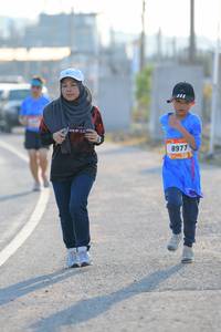 BIB: 8977
                            <button type="button" onclick="openModal(3235887)" class="btn btn-primary btn-sm float-right btn-popup" data-toggle="modal" data-target=".modal-high-quality">
                        <i class="fas fa-shopping-cart"></i> Add to Cart
                    </button>
                                            <button type="button" onclick="isThisMe(3235887, true)" class="btn btn-success btn-sm float-right btn-popup btn-isme hidden" data-toggle="tooltip" data-placement="bottom" title="นี่คือรูปของคุณใช่ไหม คลิกที่นี่เพื่อเอาเข้าอัลบั้ม">
                        <i class="fas fa-plus"></i> Add to album
                    </button>
                    <button type="button" onclick="isThisMe(3235887, false)" class="btn btn-warning btn-sm float-right btn-popup btn-isnotme hidden">
                        <i class="fas fa-ban"></i> Remove from album
                    </button>