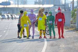 BIB: 190, 6756
                            <button type="button" onclick="openModal(3228748)" class="btn btn-primary btn-sm float-right btn-popup" data-toggle="modal" data-target=".modal-high-quality">
                        <i class="fas fa-shopping-cart"></i> Add to Cart
                    </button>
                                            <button type="button" onclick="isThisMe(3228748, true)" class="btn btn-success btn-sm float-right btn-popup btn-isme hidden" data-toggle="tooltip" data-placement="bottom" title="นี่คือรูปของคุณใช่ไหม คลิกที่นี่เพื่อเอาเข้าอัลบั้ม">
                        <i class="fas fa-plus"></i> Add to album
                    </button>
                    <button type="button" onclick="isThisMe(3228748, false)" class="btn btn-warning btn-sm float-right btn-popup btn-isnotme hidden">
                        <i class="fas fa-ban"></i> Remove from album
                    </button>