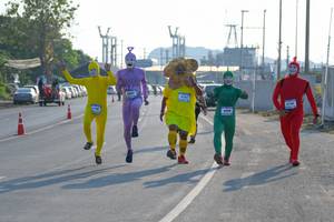 BIB: 
                            <button type="button" onclick="openModal(3173550)" class="btn btn-primary btn-sm float-right btn-popup" data-toggle="modal" data-target=".modal-high-quality">
                        <i class="fas fa-shopping-cart"></i> Add to Cart
                    </button>
                                            <button type="button" onclick="isThisMe(3173550, true)" class="btn btn-success btn-sm float-right btn-popup btn-isme hidden" data-toggle="tooltip" data-placement="bottom" title="นี่คือรูปของคุณใช่ไหม คลิกที่นี่เพื่อเอาเข้าอัลบั้ม">
                        <i class="fas fa-plus"></i> Add to album
                    </button>
                    <button type="button" onclick="isThisMe(3173550, false)" class="btn btn-warning btn-sm float-right btn-popup btn-isnotme hidden">
                        <i class="fas fa-ban"></i> Remove from album
                    </button>