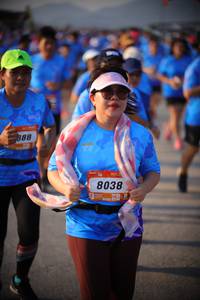 BIB: 8038
                            <button type="button" onclick="openModal(3194708)" class="btn btn-primary btn-sm float-right btn-popup" data-toggle="modal" data-target=".modal-high-quality">
                        <i class="fas fa-shopping-cart"></i> Add to Cart
                    </button>
                                            <button type="button" onclick="isThisMe(3194708, true)" class="btn btn-success btn-sm float-right btn-popup btn-isme hidden" data-toggle="tooltip" data-placement="bottom" title="นี่คือรูปของคุณใช่ไหม คลิกที่นี่เพื่อเอาเข้าอัลบั้ม">
                        <i class="fas fa-plus"></i> Add to album
                    </button>
                    <button type="button" onclick="isThisMe(3194708, false)" class="btn btn-warning btn-sm float-right btn-popup btn-isnotme hidden">
                        <i class="fas fa-ban"></i> Remove from album
                    </button>