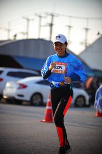 BIB: 291
                            <button type="button" onclick="openModal(3200585)" class="btn btn-primary btn-sm float-right btn-popup" data-toggle="modal" data-target=".modal-high-quality">
                        <i class="fas fa-shopping-cart"></i> Add to Cart
                    </button>
                                            <button type="button" onclick="isThisMe(3200585, true)" class="btn btn-success btn-sm float-right btn-popup btn-isme hidden" data-toggle="tooltip" data-placement="bottom" title="นี่คือรูปของคุณใช่ไหม คลิกที่นี่เพื่อเอาเข้าอัลบั้ม">
                        <i class="fas fa-plus"></i> Add to album
                    </button>
                    <button type="button" onclick="isThisMe(3200585, false)" class="btn btn-warning btn-sm float-right btn-popup btn-isnotme hidden">
                        <i class="fas fa-ban"></i> Remove from album
                    </button>