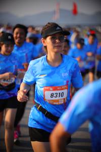 BIB: 8310
                            <button type="button" onclick="openModal(3196089)" class="btn btn-primary btn-sm float-right btn-popup" data-toggle="modal" data-target=".modal-high-quality">
                        <i class="fas fa-shopping-cart"></i> Add to Cart
                    </button>
                                            <button type="button" onclick="isThisMe(3196089, true)" class="btn btn-success btn-sm float-right btn-popup btn-isme hidden" data-toggle="tooltip" data-placement="bottom" title="นี่คือรูปของคุณใช่ไหม คลิกที่นี่เพื่อเอาเข้าอัลบั้ม">
                        <i class="fas fa-plus"></i> Add to album
                    </button>
                    <button type="button" onclick="isThisMe(3196089, false)" class="btn btn-warning btn-sm float-right btn-popup btn-isnotme hidden">
                        <i class="fas fa-ban"></i> Remove from album
                    </button>