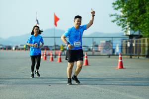 BIB: 6476
                            <button type="button" onclick="openModal(3330769)" class="btn btn-primary btn-sm float-right btn-popup" data-toggle="modal" data-target=".modal-high-quality">
                        <i class="fas fa-shopping-cart"></i> Add to Cart
                    </button>
                                            <button type="button" onclick="isThisMe(3330769, true)" class="btn btn-success btn-sm float-right btn-popup btn-isme hidden" data-toggle="tooltip" data-placement="bottom" title="นี่คือรูปของคุณใช่ไหม คลิกที่นี่เพื่อเอาเข้าอัลบั้ม">
                        <i class="fas fa-plus"></i> Add to album
                    </button>
                    <button type="button" onclick="isThisMe(3330769, false)" class="btn btn-warning btn-sm float-right btn-popup btn-isnotme hidden">
                        <i class="fas fa-ban"></i> Remove from album
                    </button>