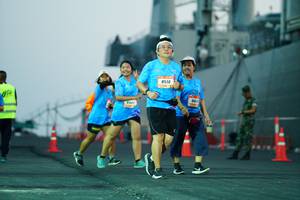 BIB: 8510
                            <button type="button" onclick="openModal(3342134)" class="btn btn-primary btn-sm float-right btn-popup" data-toggle="modal" data-target=".modal-high-quality">
                        <i class="fas fa-shopping-cart"></i> Add to Cart
                    </button>
                                            <button type="button" onclick="isThisMe(3342134, true)" class="btn btn-success btn-sm float-right btn-popup btn-isme hidden" data-toggle="tooltip" data-placement="bottom" title="นี่คือรูปของคุณใช่ไหม คลิกที่นี่เพื่อเอาเข้าอัลบั้ม">
                        <i class="fas fa-plus"></i> Add to album
                    </button>
                    <button type="button" onclick="isThisMe(3342134, false)" class="btn btn-warning btn-sm float-right btn-popup btn-isnotme hidden">
                        <i class="fas fa-ban"></i> Remove from album
                    </button>