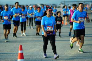 BIB: 8887, 8732
                            <button type="button" onclick="openModal(3331700)" class="btn btn-primary btn-sm float-right btn-popup" data-toggle="modal" data-target=".modal-high-quality">
                        <i class="fas fa-shopping-cart"></i> Add to Cart
                    </button>
                                            <button type="button" onclick="isThisMe(3331700, true)" class="btn btn-success btn-sm float-right btn-popup btn-isme hidden" data-toggle="tooltip" data-placement="bottom" title="นี่คือรูปของคุณใช่ไหม คลิกที่นี่เพื่อเอาเข้าอัลบั้ม">
                        <i class="fas fa-plus"></i> Add to album
                    </button>
                    <button type="button" onclick="isThisMe(3331700, false)" class="btn btn-warning btn-sm float-right btn-popup btn-isnotme hidden">
                        <i class="fas fa-ban"></i> Remove from album
                    </button>